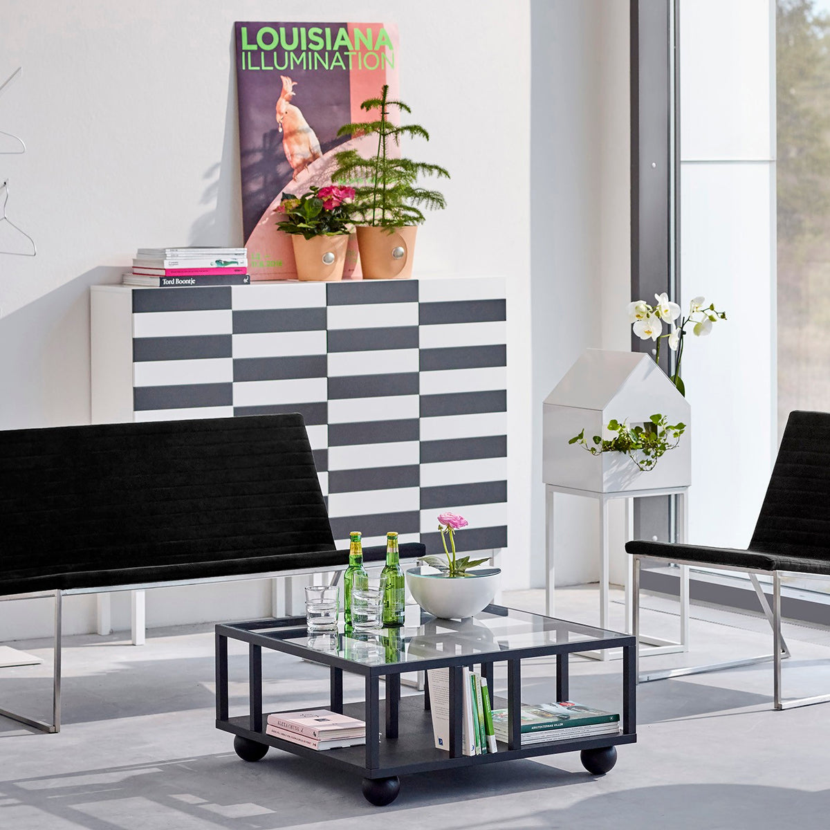 Show Coffee Table
