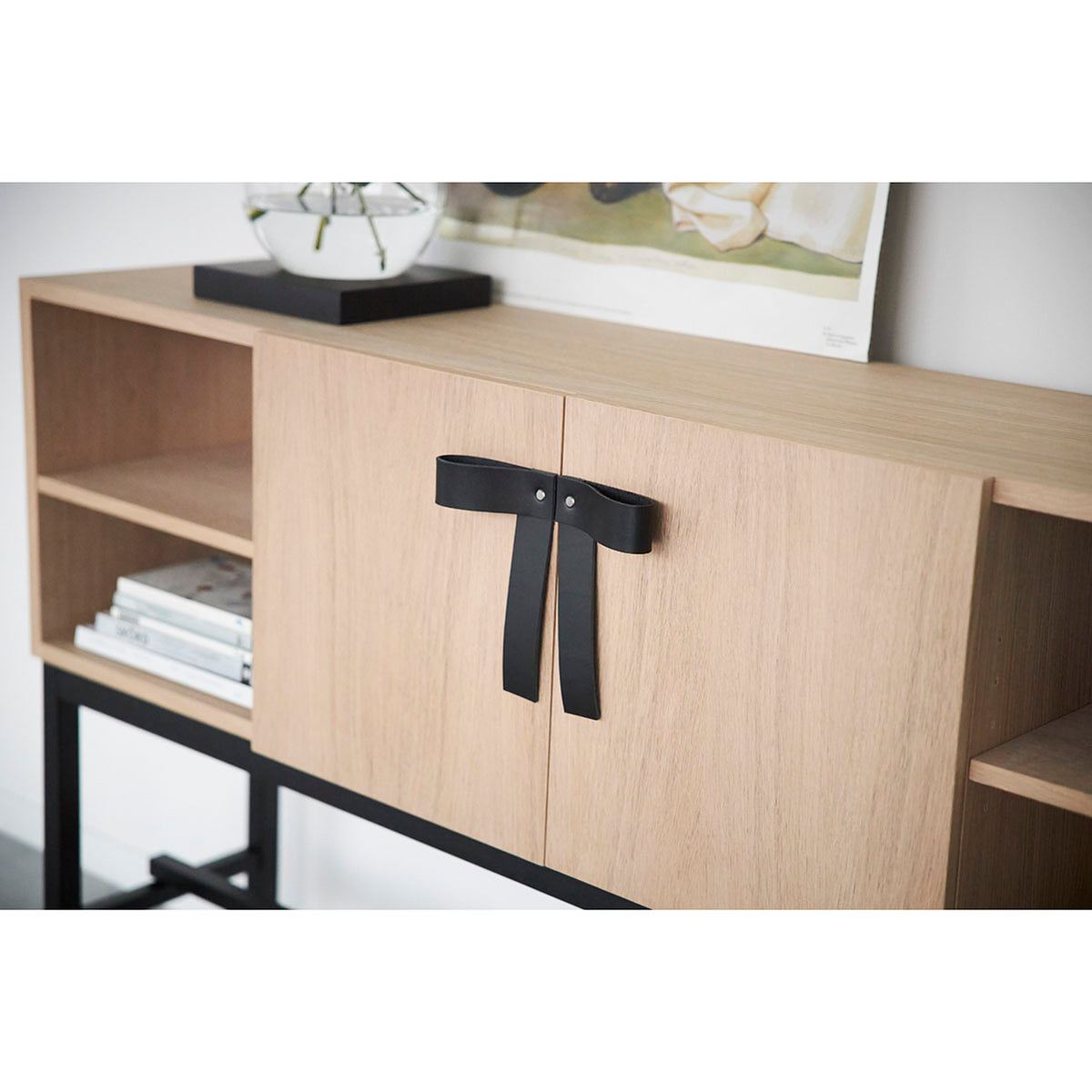 The Bow / Sideboard