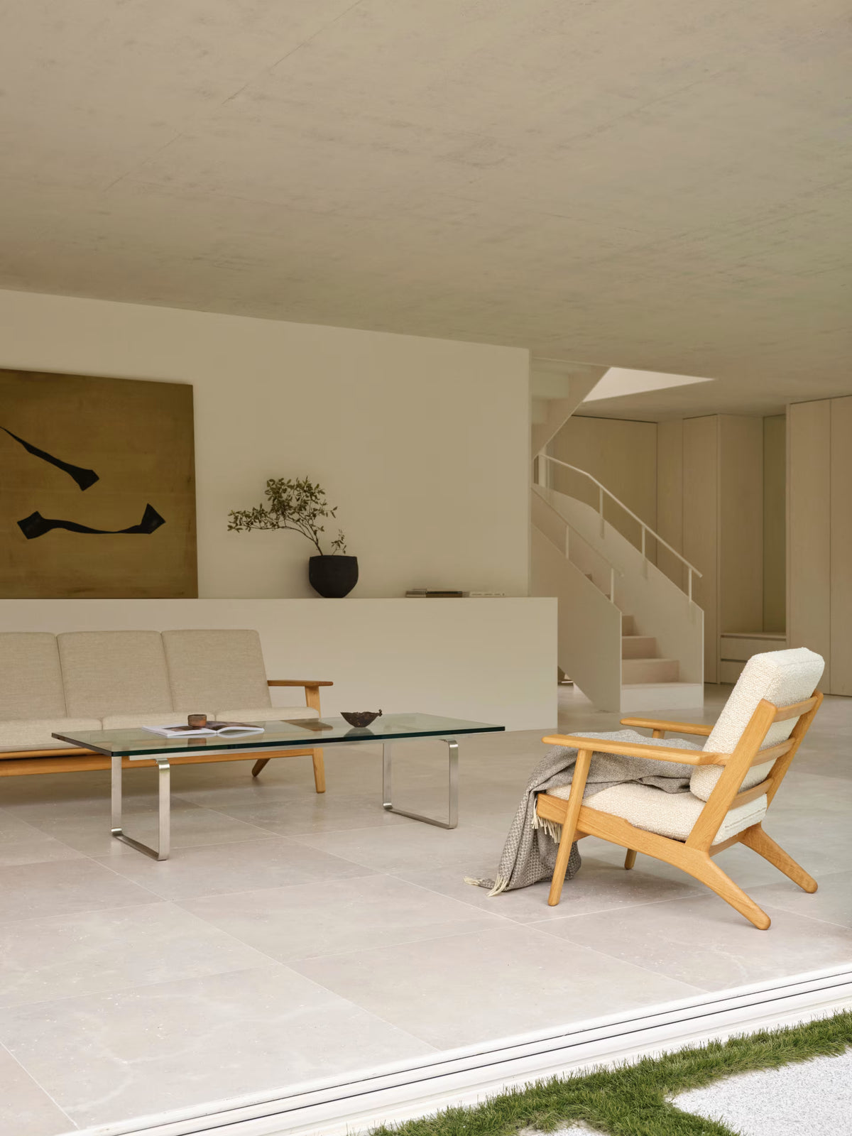 CH108 soffbord by Hans J. Wegner | Carl Hansen & Søn