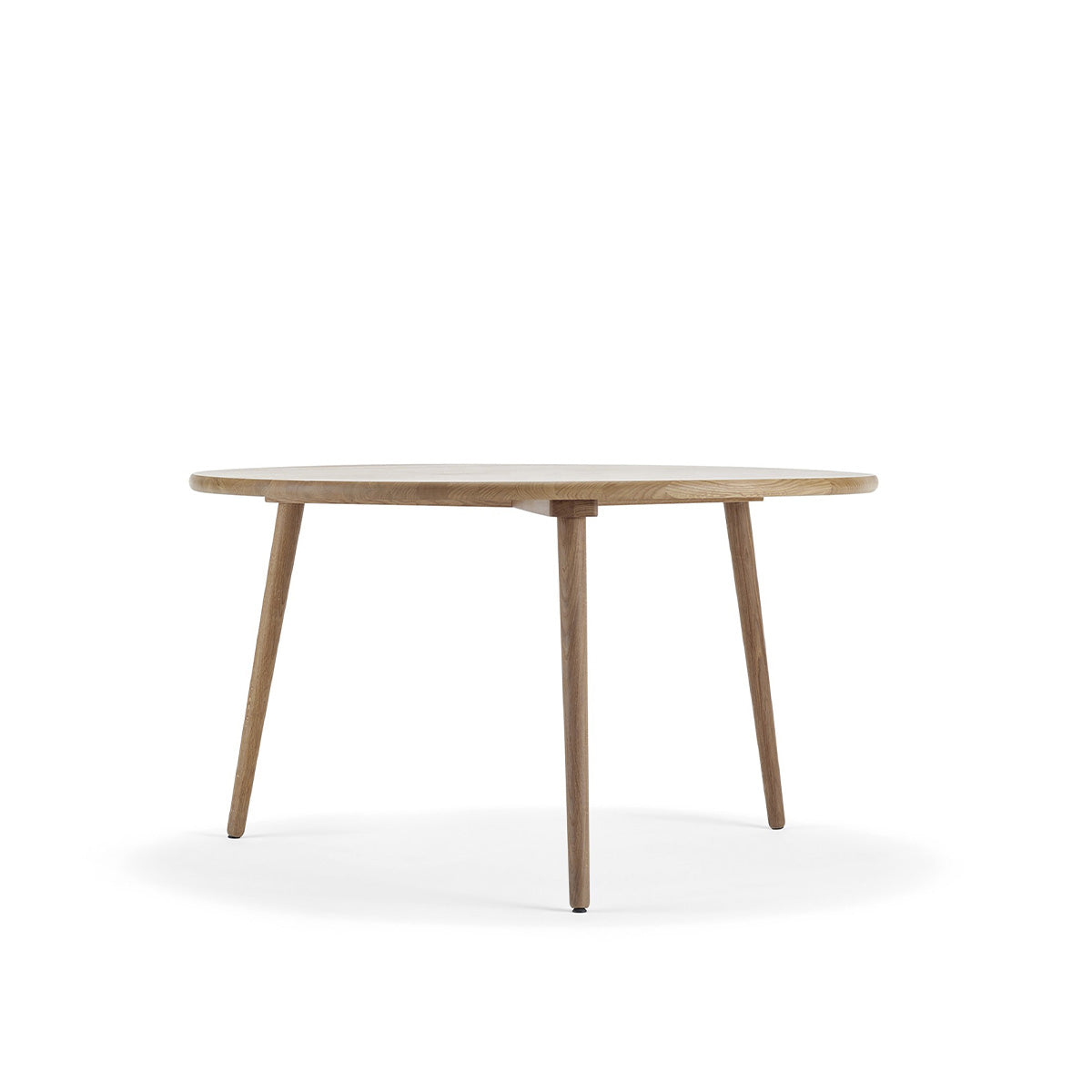 Miss Tailor – Runt matbord Ø130 cm – Stolab