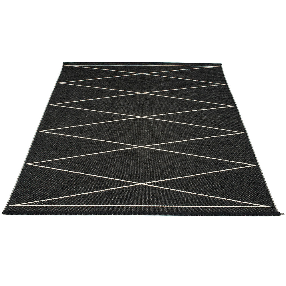 Pappelina Max Black