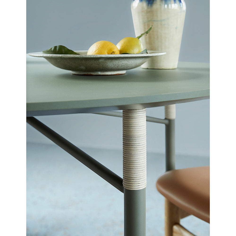 Affinity matbord, runt