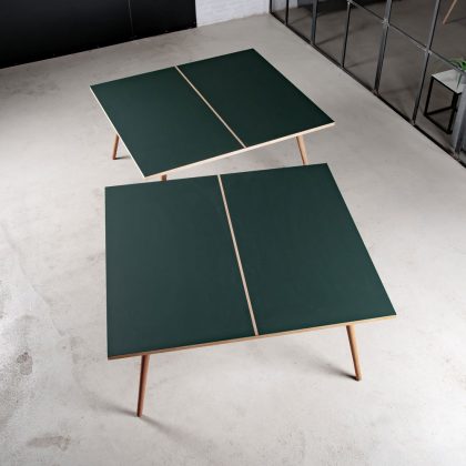 Pingpong bord från Via Copenhagen, kan snabbt förvandlas till ett elegant skrivbord eller ett långt matbord.